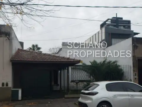 CASA TRES AMBIENTES  QUILMES CENTRO. RAPIDO ACCESO A AUTOPISTA. OPORTUNIDAD, CONSULTE