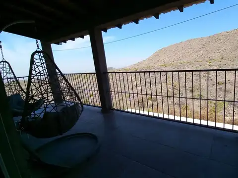 VENTA OPORTUNIDAD DOBLE CASA C/PISCINA Y CABAÑA