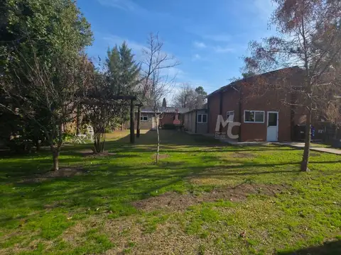 Galpón con oficinas en alquiler o venta en Ingeniero Maschwitz