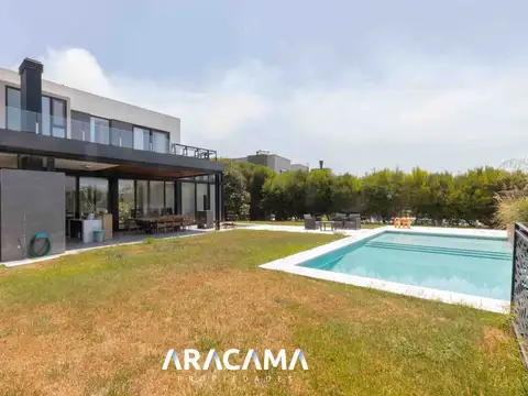 Casa en Venta 3 dormitorios en Terralagos