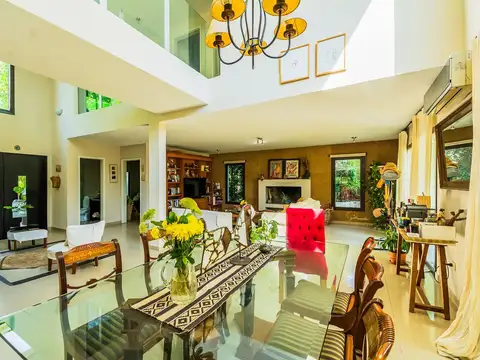 CASA 5 DORMITORIOS PILETA EN SAN ISIDRO LABRADOR