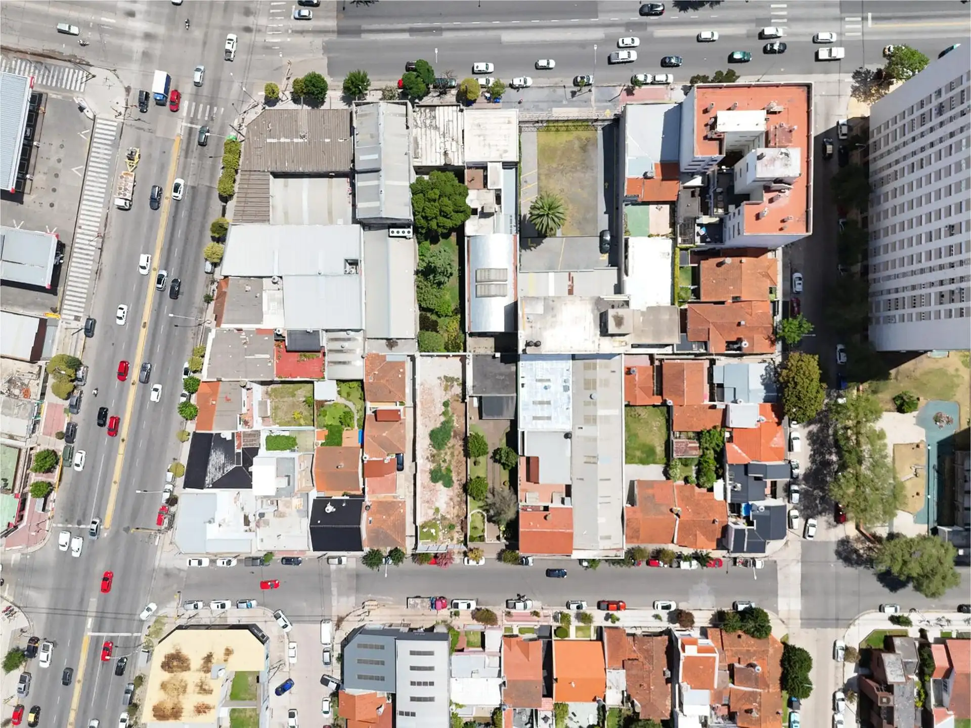 Lote apto desarrollo en el barrio Chauvin