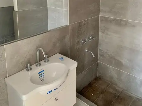 Pellegrini 160 , Piso 2