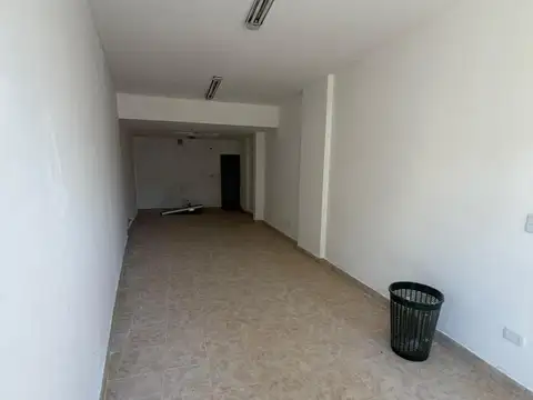 Local en Alquiler en Rosario, $ 800.000