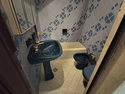 Depto Tipo Casa en Venta 60 años