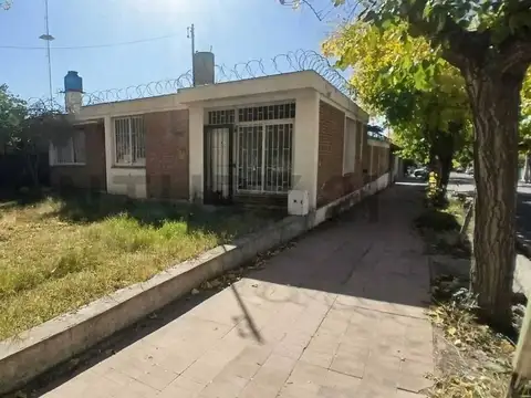 Villa Mercedes 1000, Piso 0