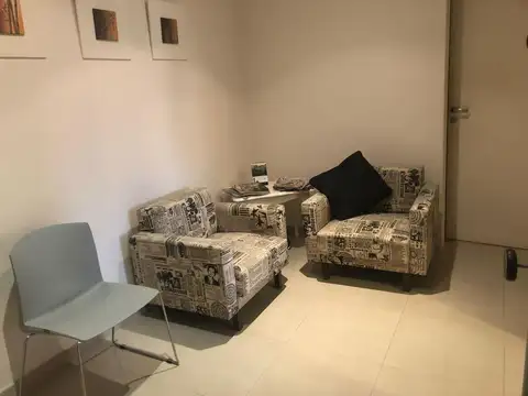 Oficina 3 ambientes con 1 baño