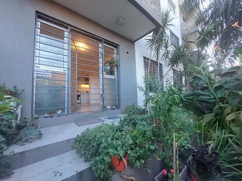 VENTA DEPARTAMENTO PB CON COCHERA BERNAL BARRIO PARQUE