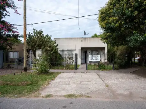 Casa en venta  de 2 dormitorios en Gorina