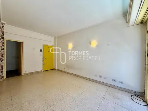 Departamento en Venta en Plaza Colon, USD 58.000