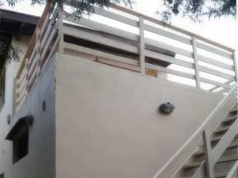 Casa en venta - 2 dormitorios 2 baños - 198mts2 - Mar Azul