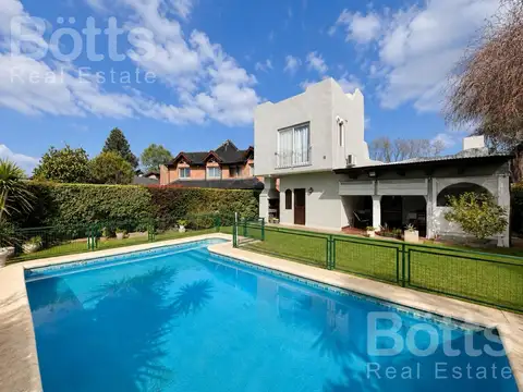 Casa en Venta en Country Club Banco Provincia