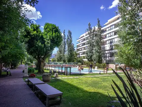 Departamento 4 ambientes con 2 baños