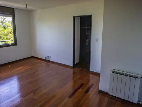 Departamento en Alquiler de 4 ambientes