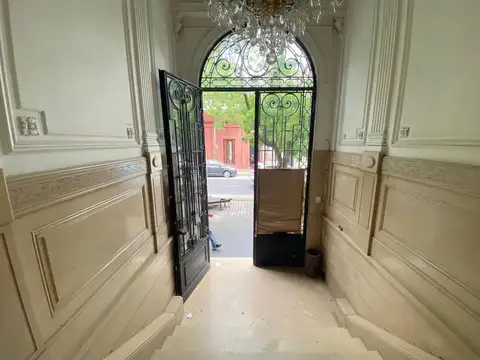 Petit Hotel en Palermo Viejo en VENTA  - Palacio estilo francés, propiedad única