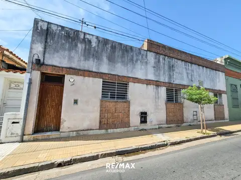 VENTA CASA CENTRICA 2 DORM SAN NICOLAS APTA CRED