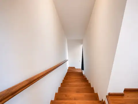 Depto Tipo Casa 2 ambientes con 1 baño