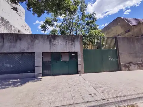 DOBLE LOTE UNIFICADO 950m² POTENCIAL CONSTRUCTIVO