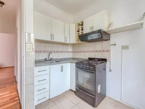 Departamento en Venta en Parque Rivadavia, USD 75.000