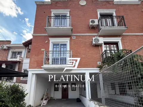 Dúplex en venta c/ cochera en Otros Barrios