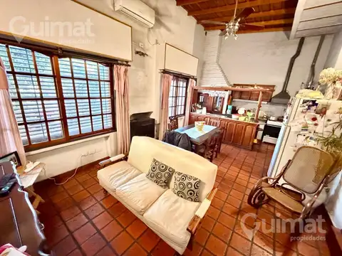 Depto Tipo Casa en Venta con 1 cocheras