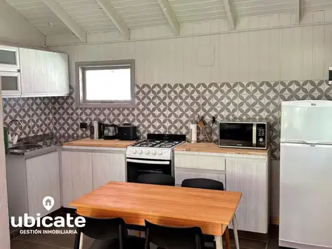 Casa 2 ambientes con 1 baño