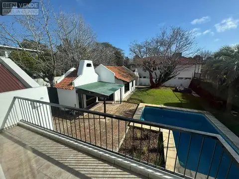Casa en Alquiler de 4 dormitorios