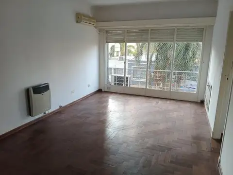 MUY BUEN DEPTO 4 AMB AL FRENTE EN LOMITAS!