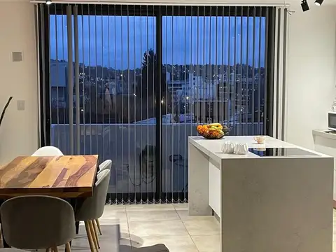 Jose Hernandez Esquina Alem 110