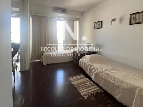Departamento en Venta en Península, USD 145.000