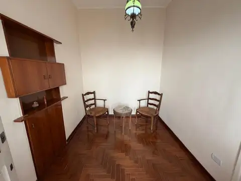 Depto Tipo Casa en Alquiler en Ramos Mejia Sur, $ 800.000