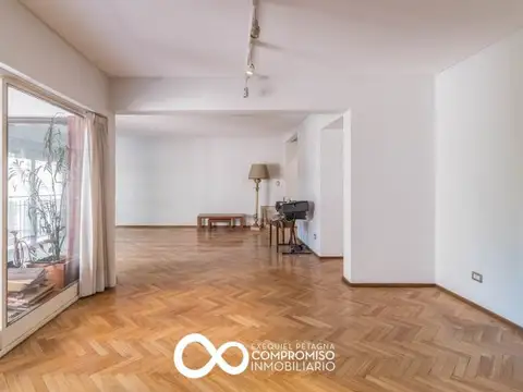 Venta. Apto Credito. Departamento 4 ambientes. Cochera. Baulera. Belgrano
