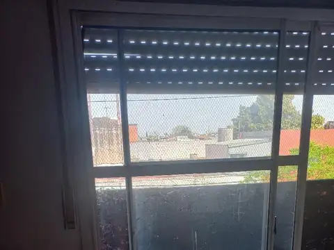 Departamento de dos Amb. con balcon