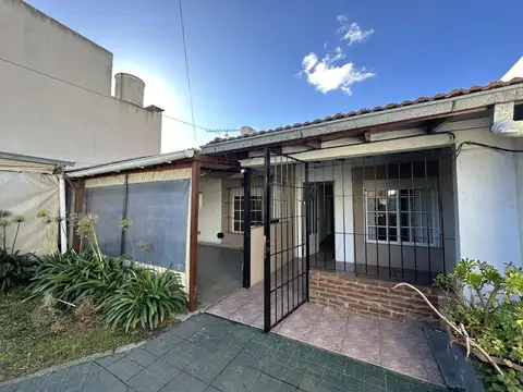 Alquiler 12 24 Meses Casa 3 Ambientes Garage Patio