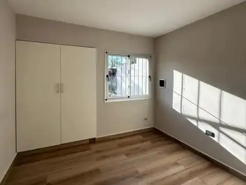 Depto Tipo Casa en Alquiler A Estrenar