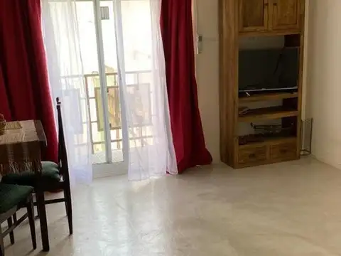 Sarmiento 1200, Piso 2