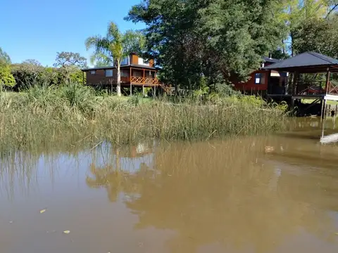 Casa en Venta en Delta del Tigre, USD 210.000