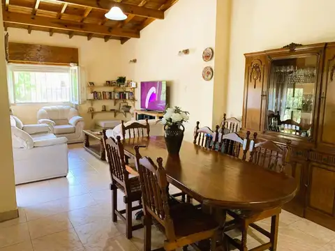 Casa en venta de 4 ambientes en el casco de Pacheco, zona norte, Tigre.
