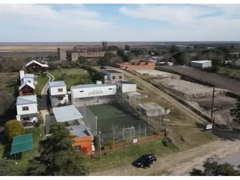 Terreno De 1.700 M2 Con 2 Casas Terminadas, Una En Construcción Y Base Para 3 Mas