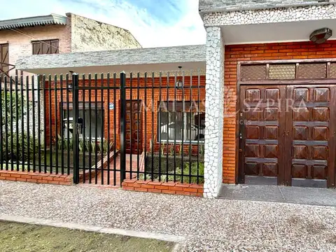 Casa 3 Ambientes Venta Castelar Norte