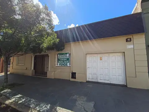 CASA EN VENTA EN MERCEDES