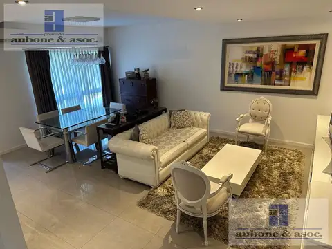 venta Triplex de 5 ambientes y dos cocheras. OPORTUNIDAD!
