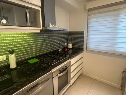 venta Triplex de 5 ambientes y dos cocheras. OPORTUNIDAD!