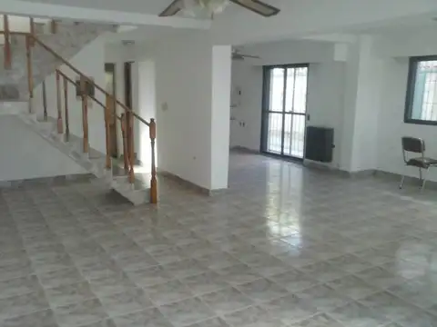 Oficina en Alquiler en Neuquén, $ 3.000.000