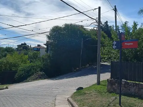 Casa en Venta en Villa Del Lago, USD 230.000