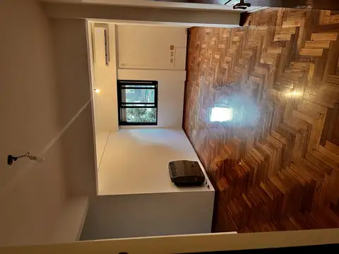 Angel Carranza 1400, Piso 2