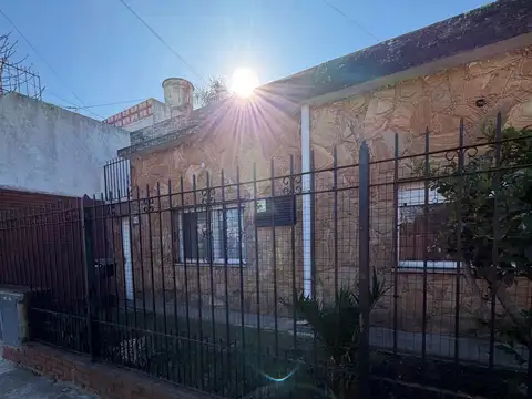 PH de 2 ambientes con entrada independiente muy luminiso