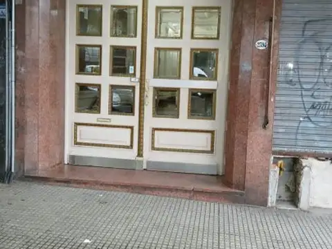 AV. RIVADAVIA 2594 , Piso 3