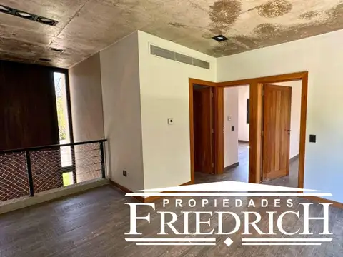 Casa en Venta - Club de Campo Los Puentes