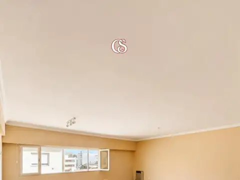 HERMOSO DEPARTAMENTO EN ZONA CENTRO - AMPLIO Y LUMINOSO